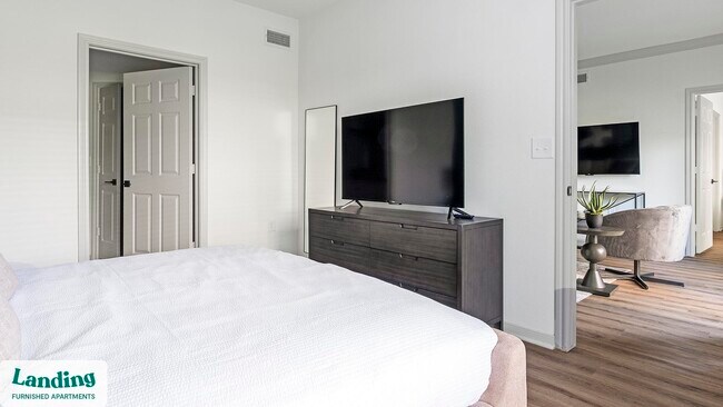 777 Dunlavy St, Unit 5204.1408917 in Houston, TX - Building Photo - Building Photo