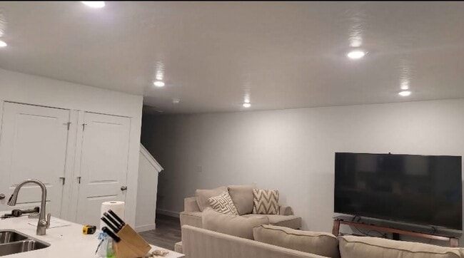 286 Starboard Dr in Saratoga Springs, UT - Building Photo - Building Photo