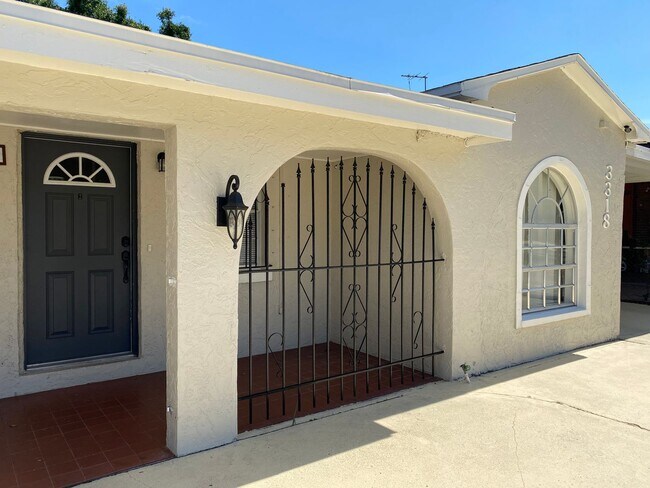 3318 W Walnut St in Tampa, FL - Building Photo - Building Photo