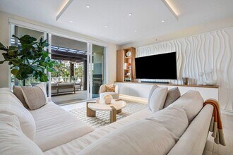 200 SE Mizner Blvd, Unit 308 in Boca Raton, FL - Foto de edificio - Building Photo