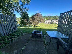 779 Watersedge Dr in Ann Arbor, MI - Building Photo - Building Photo