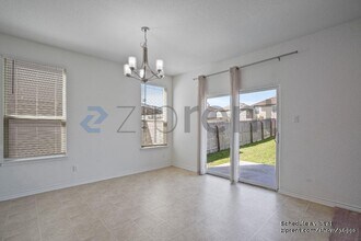 1935 Brandywine Dr in New Braunfels, TX - Building Photo - Building Photo