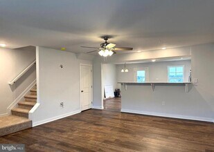 140 Olga Dr in Martinsburg, WV - Building Photo - Building Photo