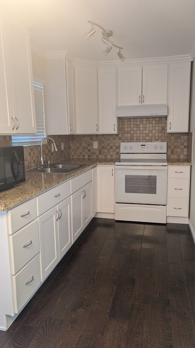 2116 Curtner Ave, Unit #02 in San Jose, CA - Building Photo - Building Photo