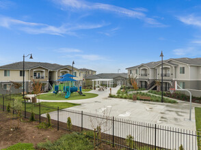 Glen Loma Ranch in Gilroy, CA - Foto de edificio - Building Photo