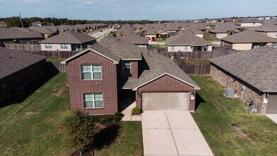 1834 Brady Shores Dr in Rosenberg, TX - Building Photo - Building Photo