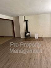 60 Westwood Rd in Woodbury, CT - Building Photo - Building Photo