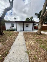 133 SW 22nd Ave in Fort Lauderdale, FL - Building Photo