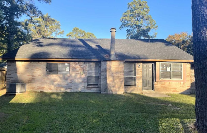 4516 Tylergate Dr in Spring, TX - Building Photo