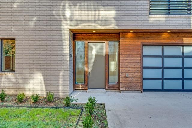 property at 3388 Anchor Ct