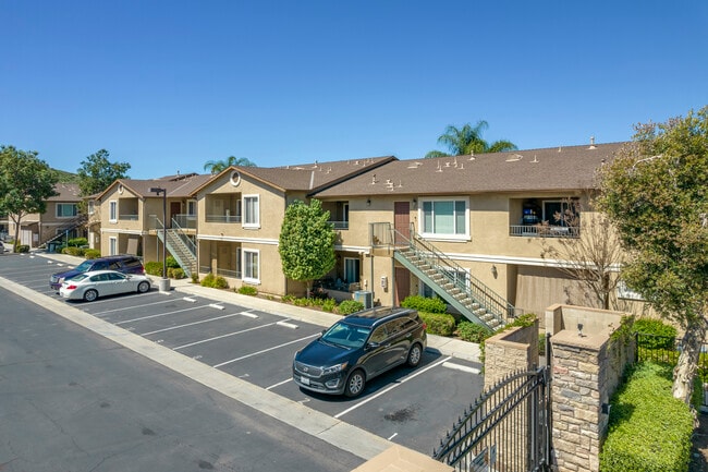 Cherry Creek in Lakeside, CA - Foto de edificio - Building Photo