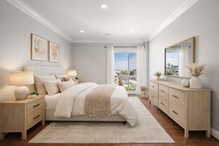 1115 S Elm Dr in Los Angeles, CA - Building Photo