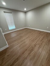 1910 Springfield Rd in East Peoria, IL - Foto de edificio - Building Photo