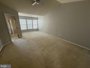 7088 Maiden Point Pl in Elkridge, MD - Building Photo - Building Photo