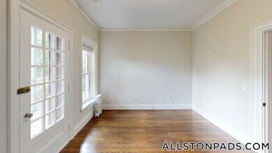 6 Radcliffe Rd, Unit 1 in Boston, MA - Building Photo - Building Photo