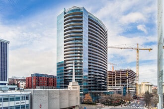 Turnberry Tower in Arlington, VA - Building Photo - Building Photo