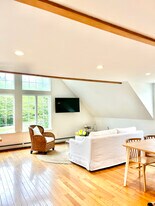 67 Regatta Dr in Freeport, ME - Building Photo