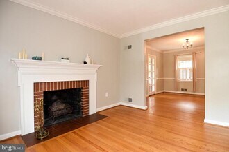 4520 41st St N in Arlington, VA - Building Photo - Building Photo