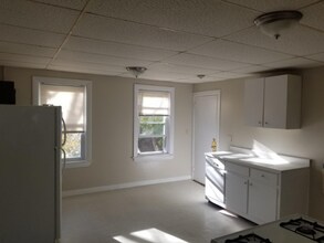 6 Sudbury Ct in Maynard, MA - Building Photo - Building Photo