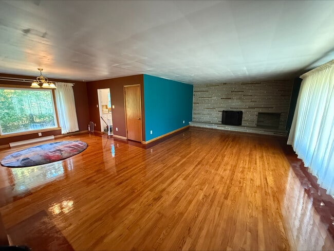 422 S Miller Rd in Fairlawn, OH - Building Photo - Building Photo