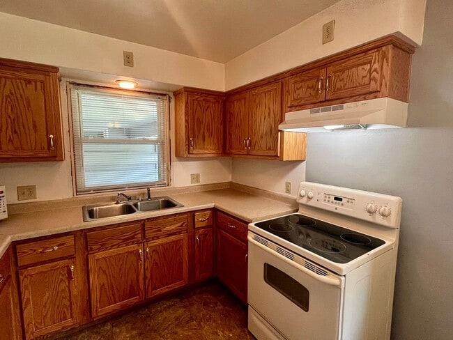 1401-1403-1403 Wisconsin St in Mosinee, WI - Building Photo - Building Photo