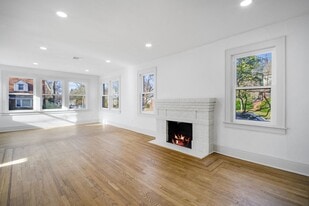 344 Marlboro Rd in Englewood, NJ - Building Photo