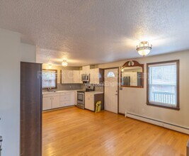 190 S Windham Rd in Willimantic, CT - Building Photo - Building Photo