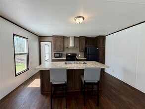 3510 Fox Dr in Baytown, TX - Building Photo - Building Photo