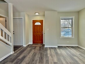 10 Rugby Ct in Glendale Heights, IL - Building Photo - Building Photo