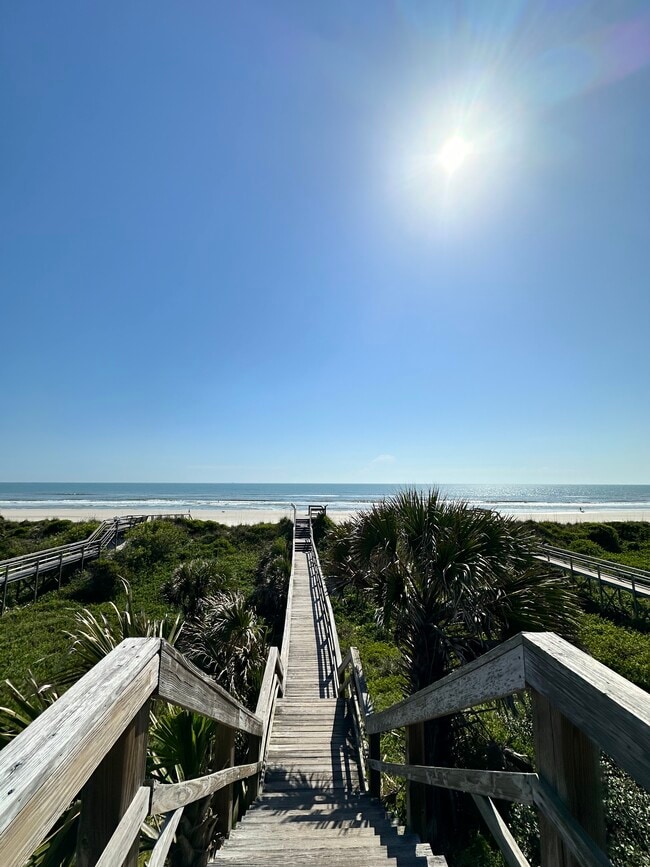 7213 A1A S in St. Augustine, FL - Foto de edificio - Building Photo