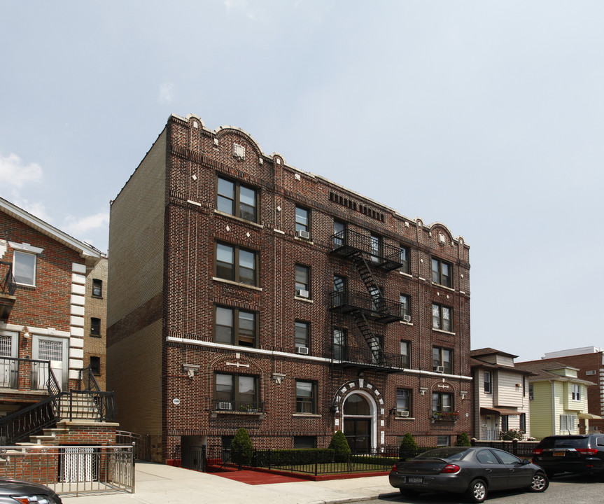 2251 81st St in Brooklyn, NY - Building Photo