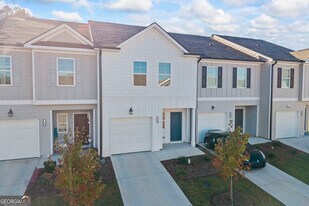 550 Buxton Rd in Hoschton, GA - Building Photo