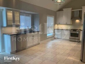 14629 W 90th Terrace in Lenexa, KS - Building Photo - Building Photo
