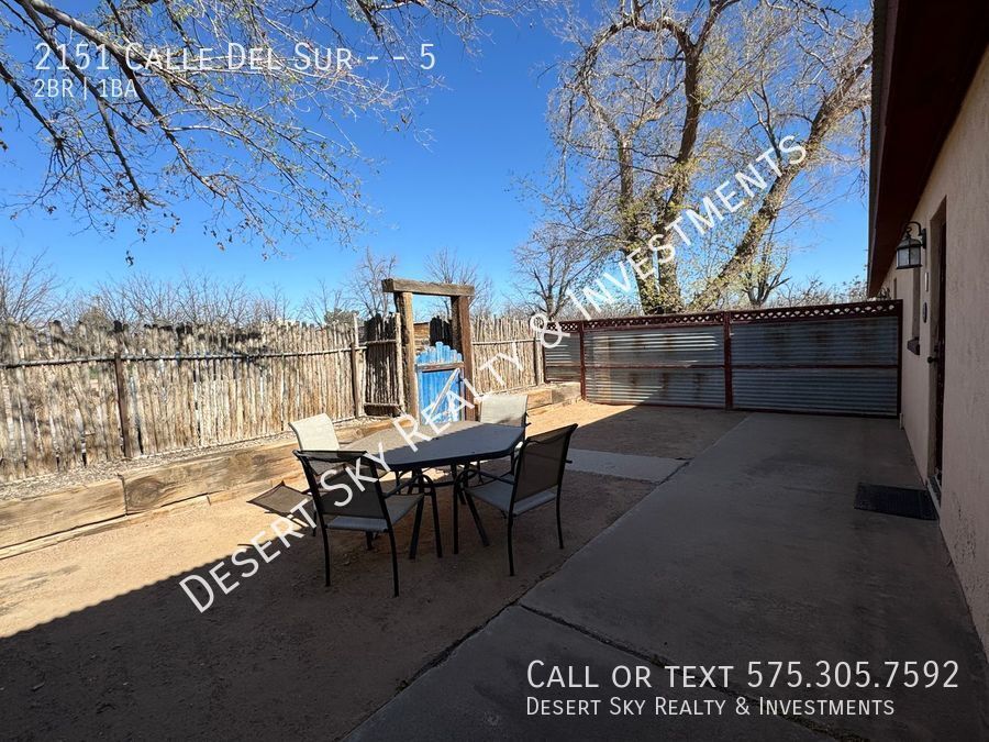 2151 Calle Del Sur-Unit -5 in Mesilla, NM - Building Photo