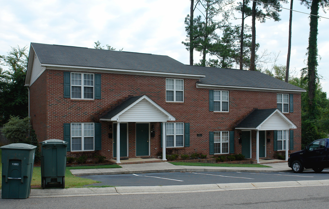 592 Lambert St in Fayetteville, NC - Building Photo