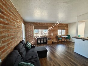 6666 East Calle Alegria in Tucson, AZ - Building Photo - Building Photo