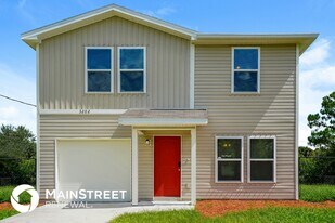 3202 37th St W in Lehigh Acres, FL - Building Photo