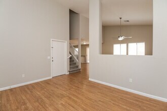 668 E Colt Ct in Chandler, AZ - Building Photo - Building Photo