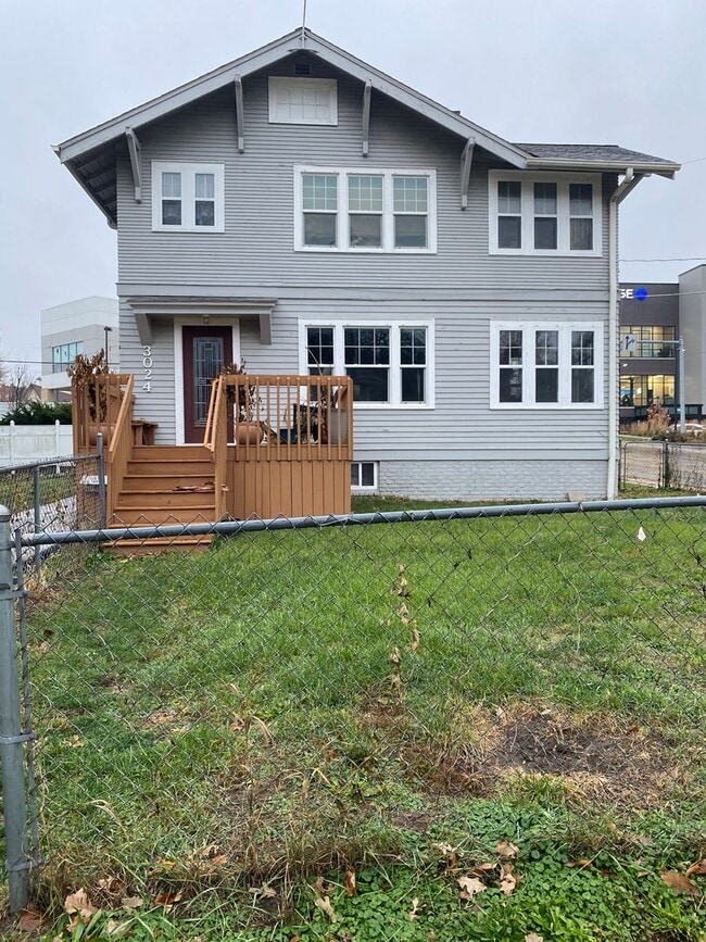 property at 3024 High St