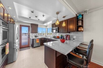 760 Manhattan Beach Blvd in Manhattan Beach, CA - Building Photo - Building Photo