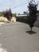 11626 Cedar Ave. in Hawthorne, CA - Building Photo - Building Photo