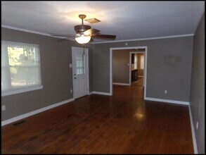 17 S Avalon Dr in North Little Rock, AR - Foto de edificio - Building Photo