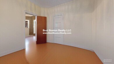 7 Foskett St in Somerville, MA - Building Photo - Building Photo