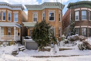 20 Webster Ave in Jersey City, NJ - Building Photo
