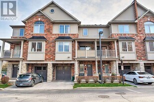 362 Plains Rd E in Burlington, ON - Building Photo