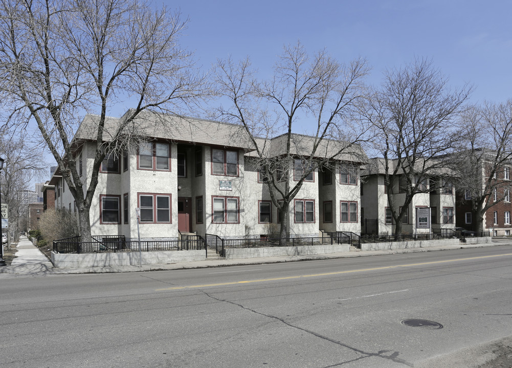 1925 S 2nd Ave in Minneapolis, MN - Building Photo