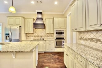 678 Antler Ridge Ct in Auburn, AL - Foto de edificio - Building Photo
