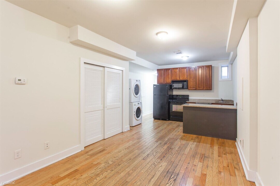 1706 Fontain St Photo