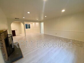 3216 S 208th St in Seatac, WA - Building Photo - Building Photo