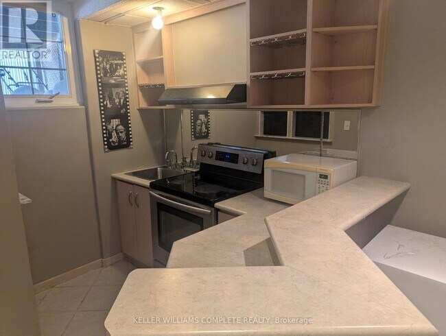 30 Merton Rd in Brampton, ON - Building Photo - Building Photo